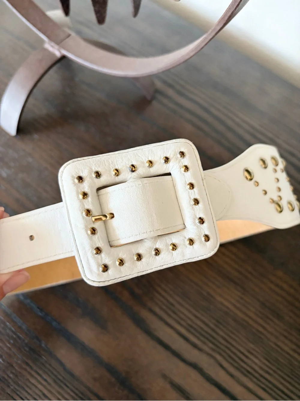 Yves Saint Laurent Vintage 90s Y2K White Leather Gold Studded Waist Belt Small S - Picture 3 of 6